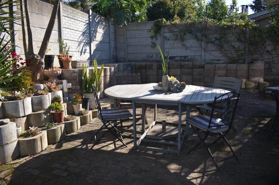 3 Bedroom Property for Sale in Bodorp Western Cape